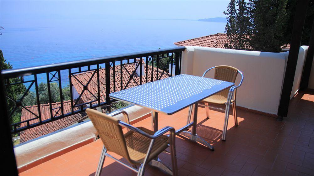 Corfu Village (Adults Only) Ájosz Joánisz Periszterón Kültér fotó
