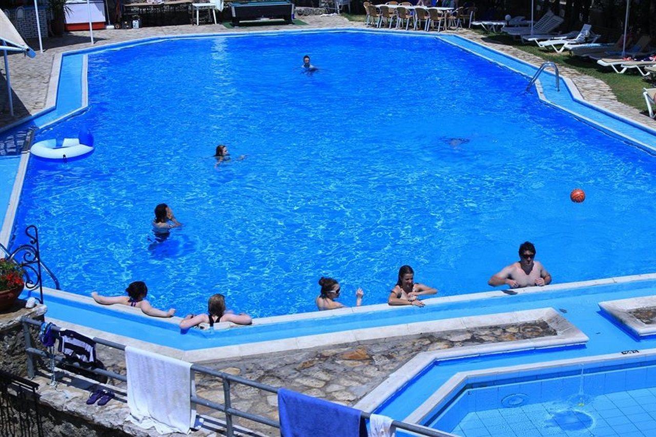Corfu Village (Adults Only) Ájosz Joánisz Periszterón Kültér fotó